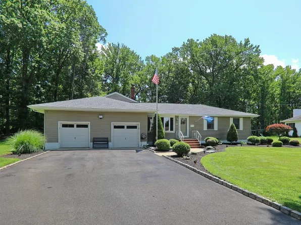 2268 Redwood Rd, Scotch Plains Twp., NJ 07076