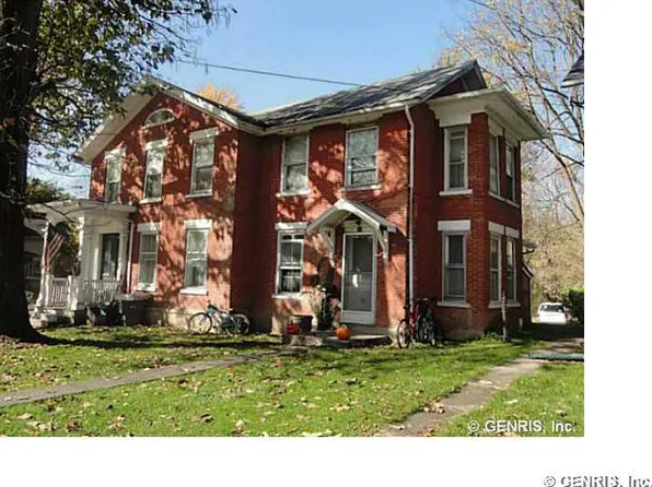 70 Bristol St, Canandaigua, NY 14424