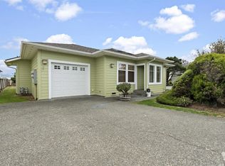 221 3rd St UNIT A, Crescent City, CA 95531