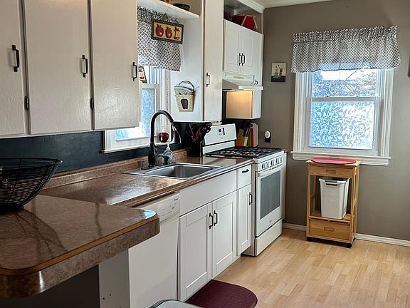 4th image of 1005 Saint Jacob Ave
