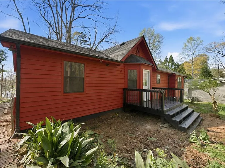 4380 Cary Dr — Photo 35