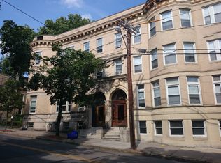 201 Saint Paul St #2, Brookline, MA 02446