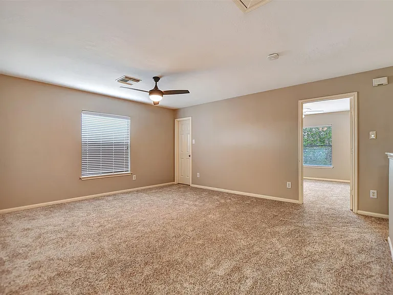 5410 Spring Oak Dr — Photo 27