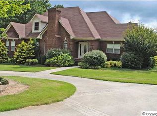 608 Wildwood Way, Somerville, AL 35670