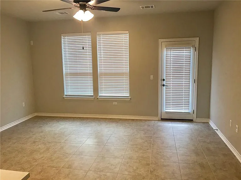 9008 Gage Dr — Photo 7