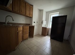 221 Martin Luther King Dr #2, Jersey City, NJ 07305