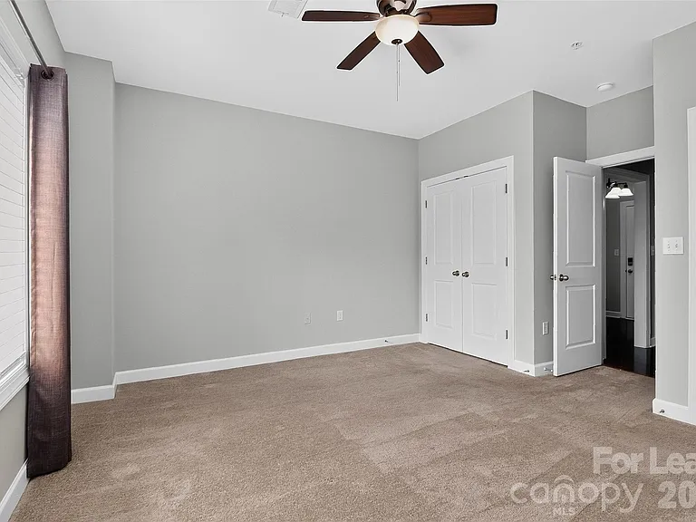 1829 Kenilworth Ave — Photo 14