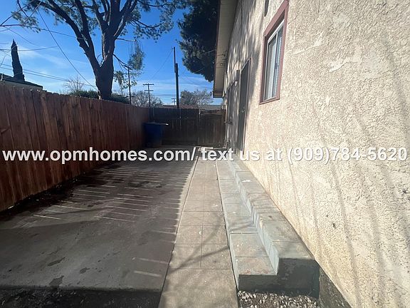 3rd image of 1485 N Mountain View Ave