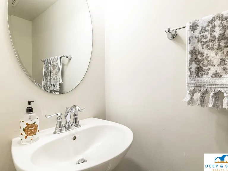2033 Elm Tree Ct #1 — Photo 11