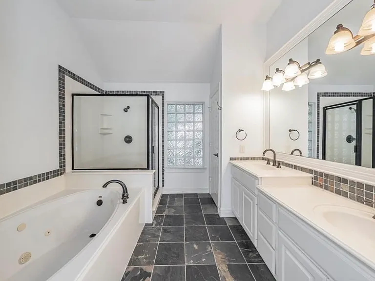 4213 Wycliff Ave #C — Photo 24