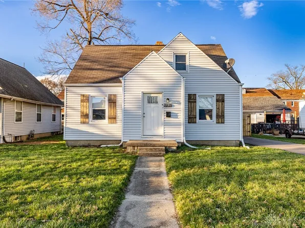 239 Archer Dr, Fairborn, OH 45324