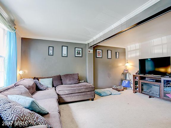 3rd image of 12994 Augustus Ct