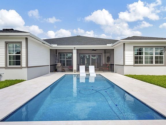 2nd image of 870 Hookline Cir