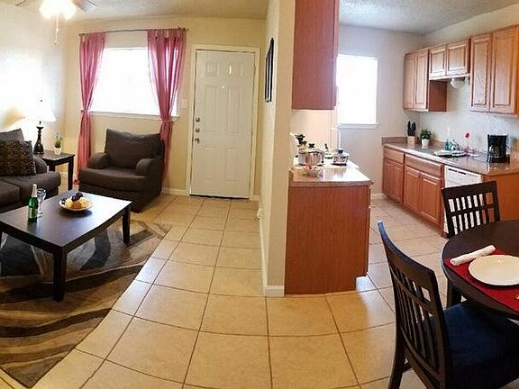 4th image of 1015 N Gilmer St #101