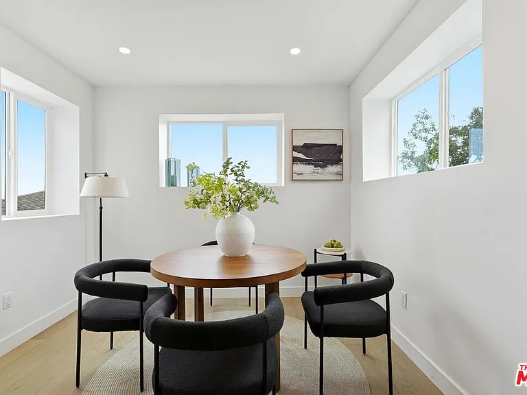 5452 Harcross Dr — Photo 17