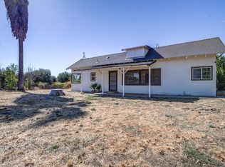 4092 Mountain View Ave, Corning, CA 96021
