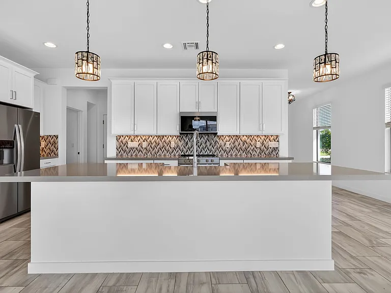 8792 Antarus Dr — Photo 6