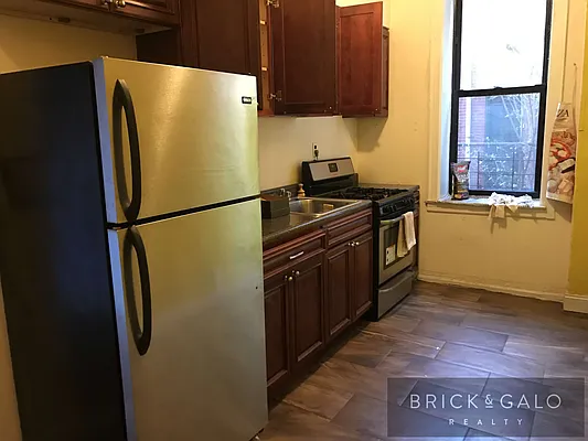 Rented by BRICK & GALO REALTY CORP | media 8