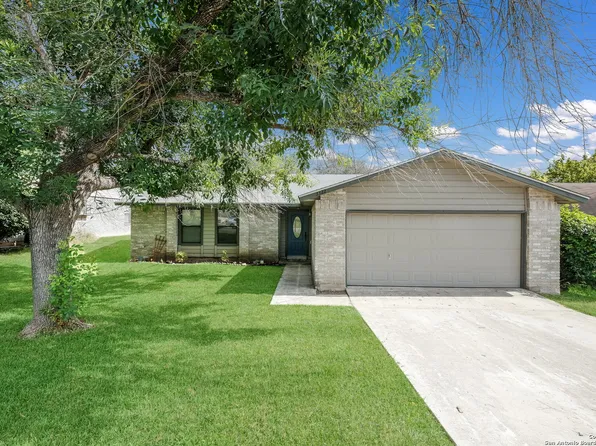 3322 MEADOW HEAD DR, Schertz, TX 78108