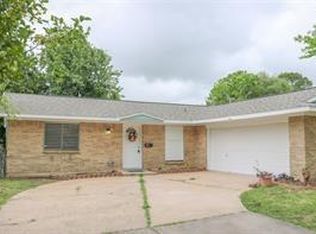 7422 Oriole St, Texas City, TX 77591