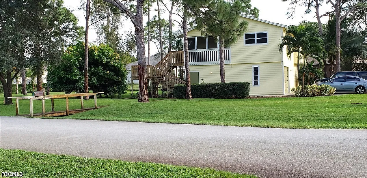 1 bed, 1.0 bath, 920 sqft, $2,000 — Photo 1