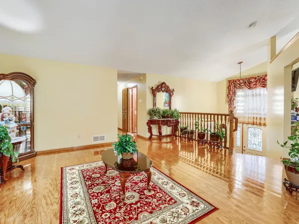 7200 89th Ave N, Brooklyn Park, MN 55445