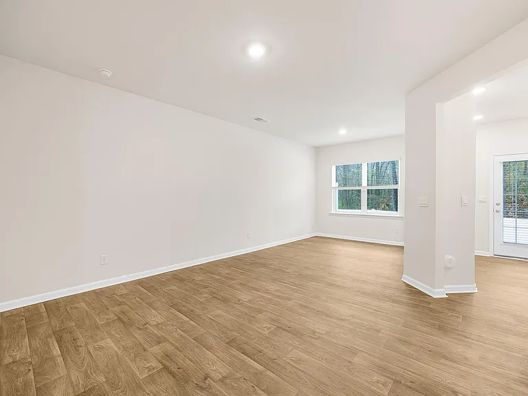 9128 Lowfalls Ln — Photo 5