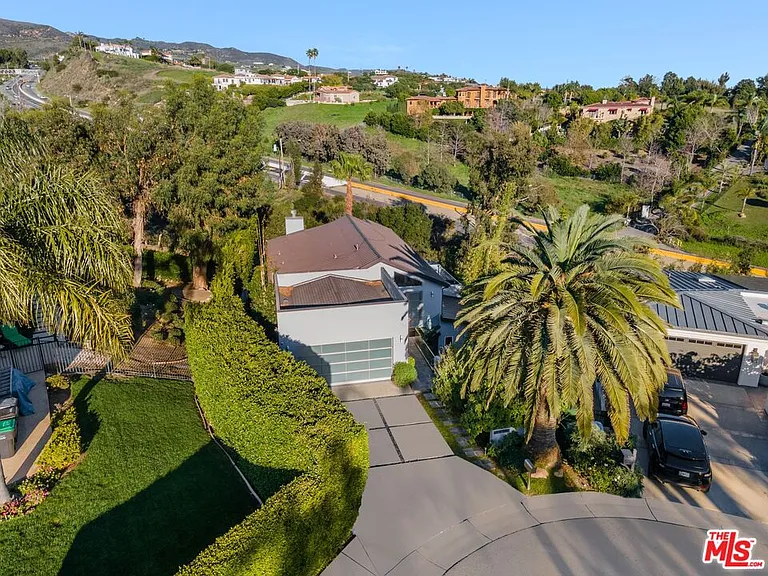 28927 W Beach Ln — Photo 37