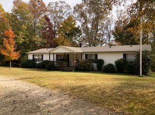 3042 Ws Cain Rd, Gainesville, GA 30507