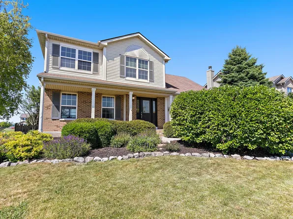 813 Water Stone Way, Malta, IL 60150