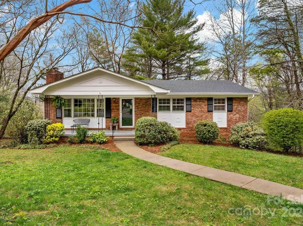 8 Forest Ln, Asheville, NC 28805