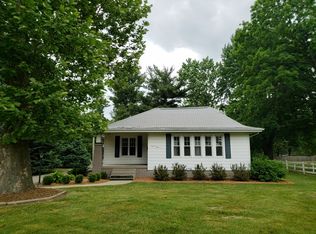 736 W Pershing Rd, Decatur, IL 62526