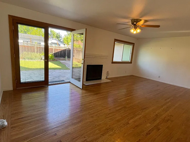 891 Mango Ave — Photo 31
