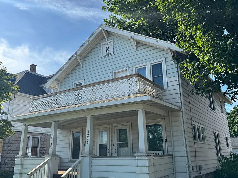 1231 W College Ave — Photo 12