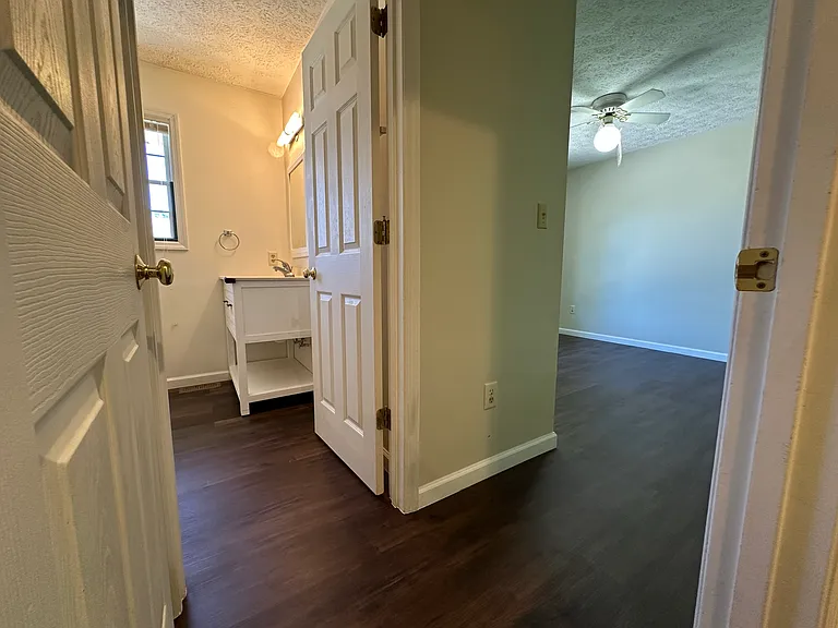 769 E Sherwood Hills Dr — Photo 8