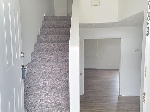 3rd image of 120 Whaley Ct #1