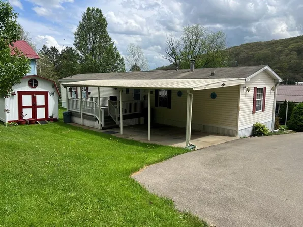 674 Grant St Lot 30, Franklin, PA 16323