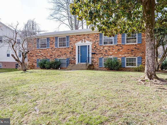 3rd image of 8014 Garlot Dr