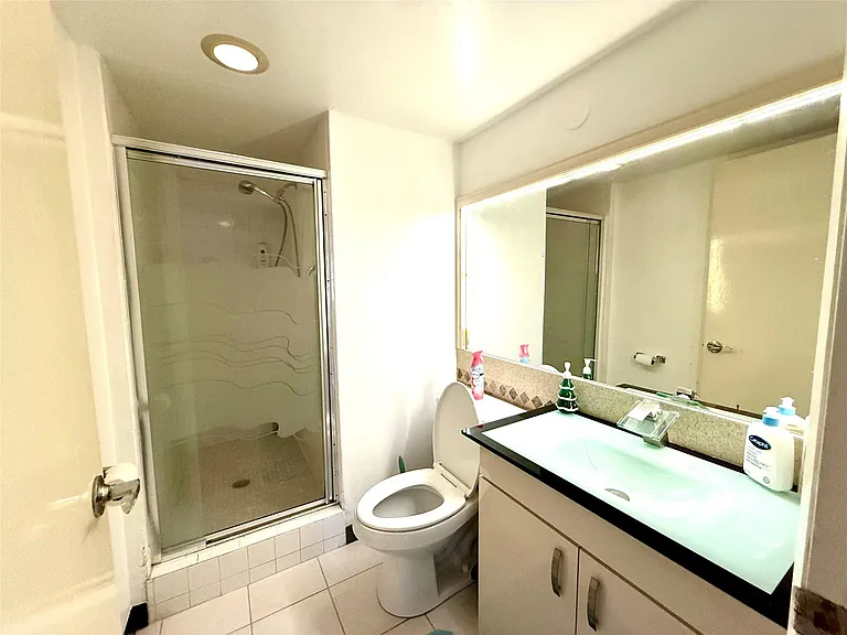 9440 SW 8th St #308 — Photo 20
