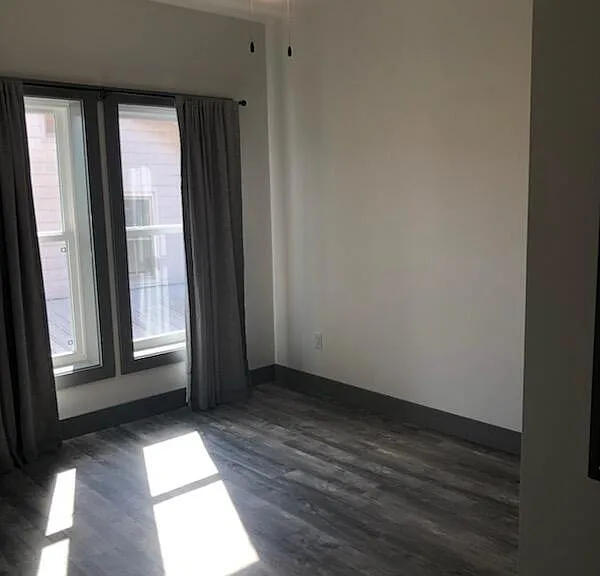 316 W Market St #2 — Photo 7