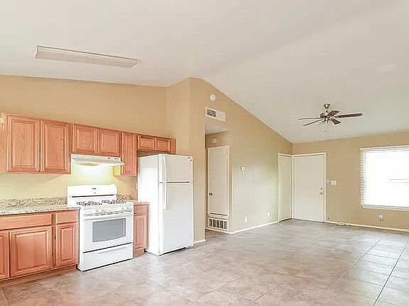 2nd image of 7311 Glenbrook Dr