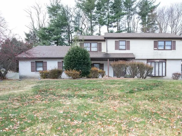 1210 Mettler Rd, Huntingdon Valley, PA 19006