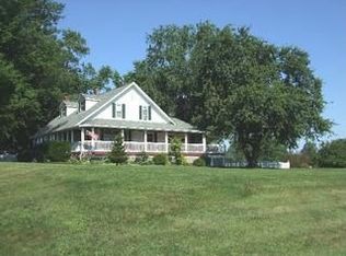 13703 Kent Ave NE, Hartville, OH