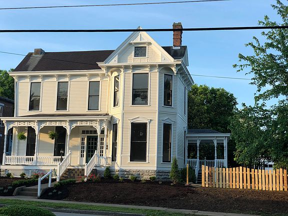 4th image of 309 E Pleasant St