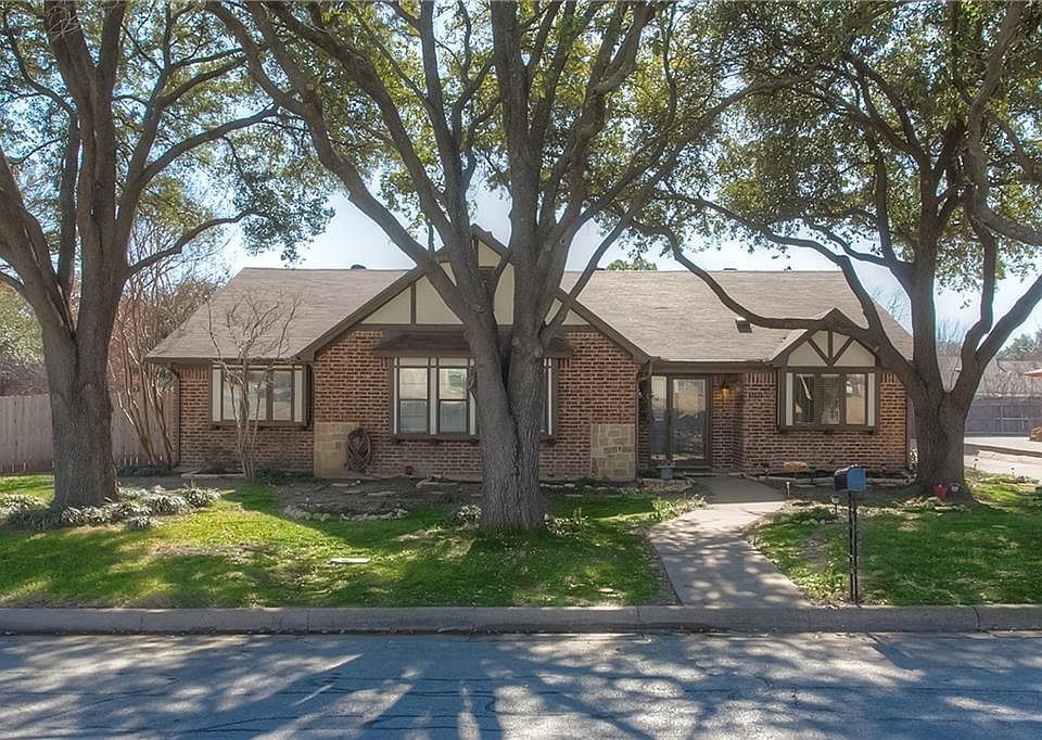 1st image of 4701 Cinnamon Hill Dr