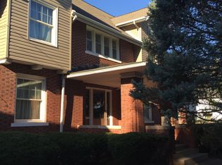 229 W Locust St, Canton, IL 61520