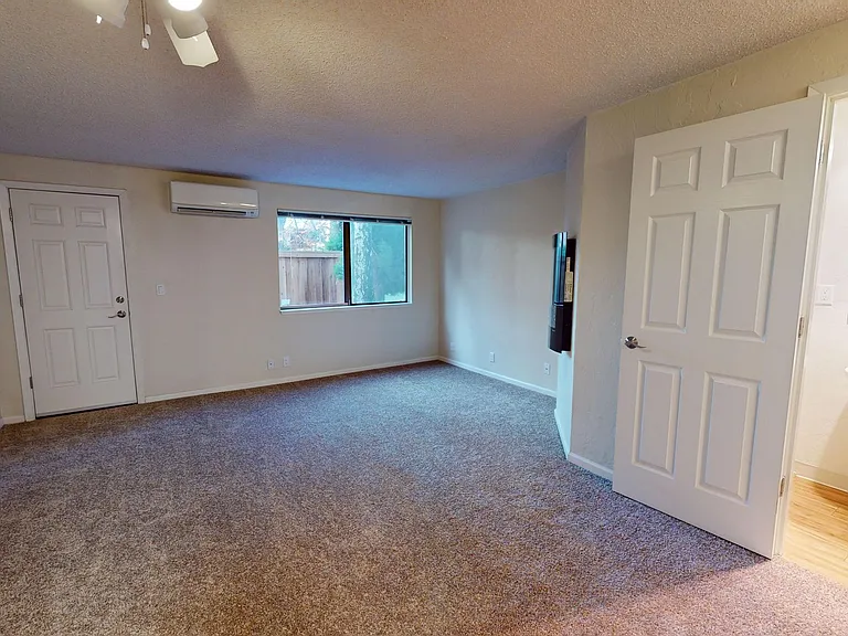 Kentfield Townhomes I & II — Photo 35