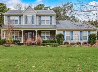 38 Summersweet Dr, Middle Island, NY 11953