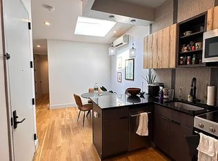 241 Scholes St #3R, Brooklyn, NY 11206