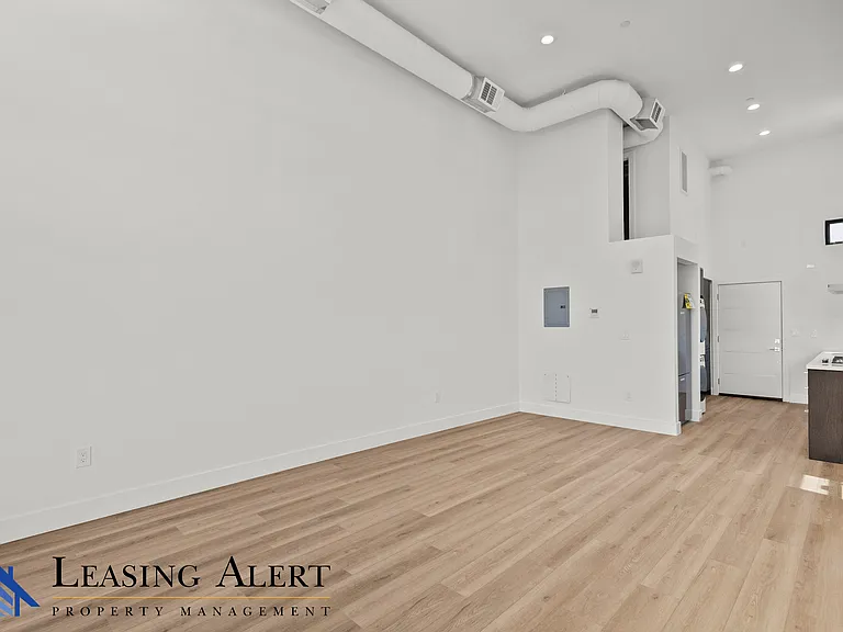 5617 Klump Ave #201 — Photo 17